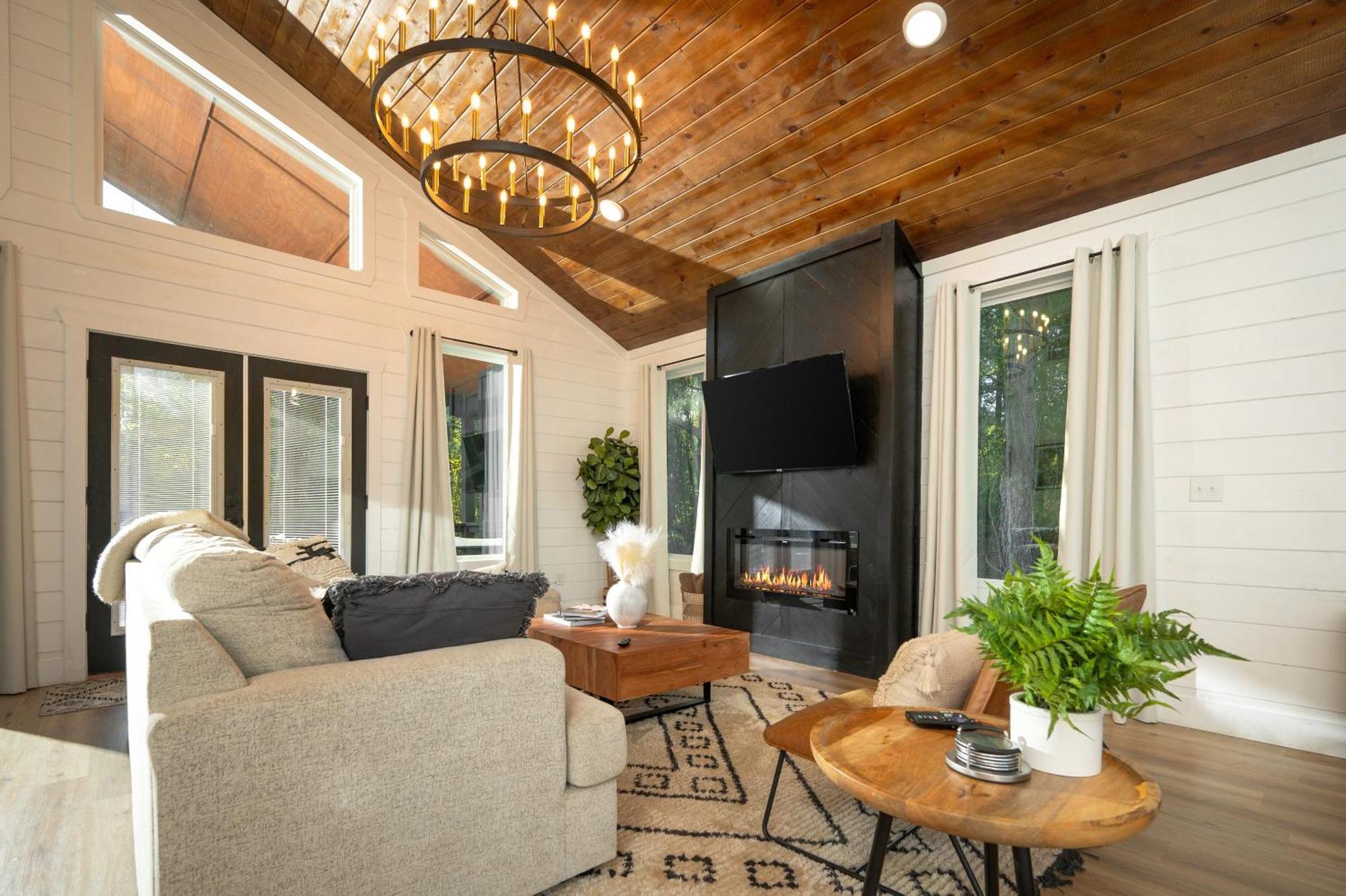 New Farmhouse-Chic Cabin With Hot Tub & Firepit Broken Bow Exterior foto